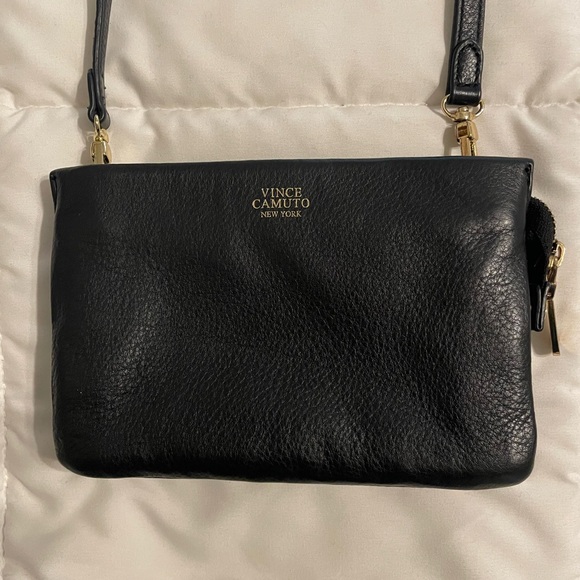 Elegant Black Leather Crossbody Bag - Picture 2 of 16